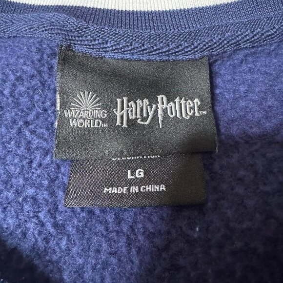 Ravenclaw Varsity Crewneck Large | BoxLunch Exclusive Harry Potter Top - Picture 7 of 8